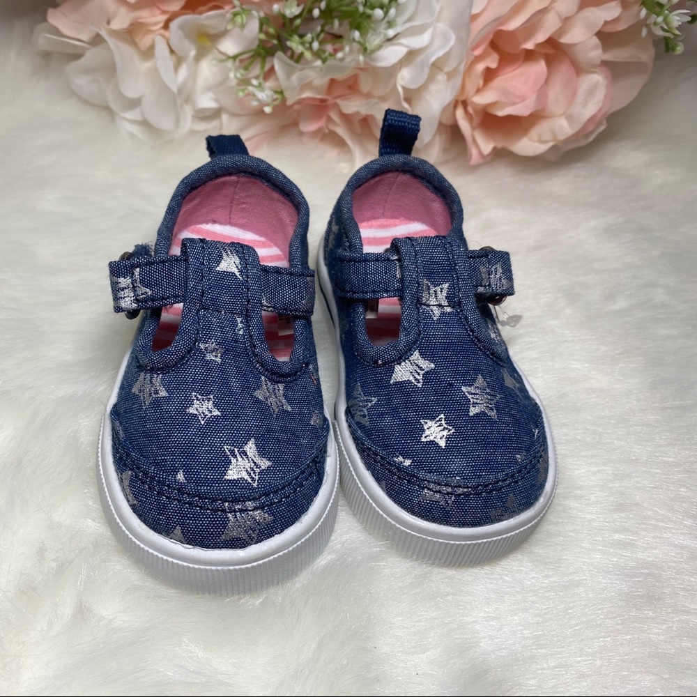 🆕NWOT Denim baby shoes